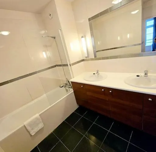 Grand T2 Hypercentre *